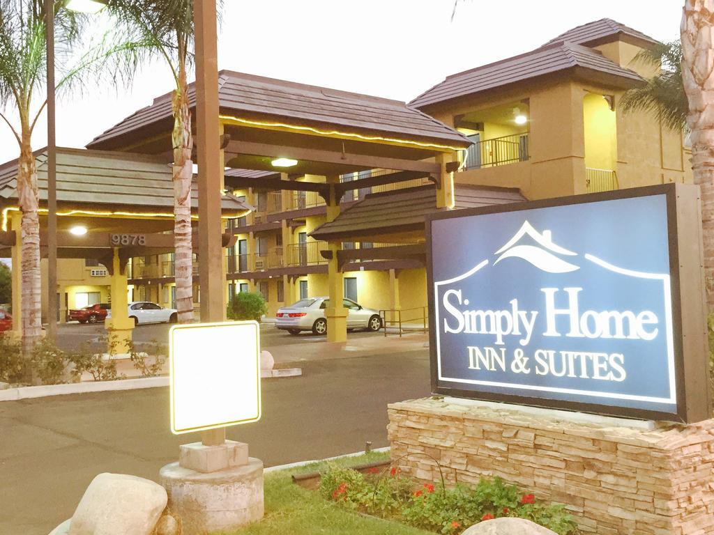 Simply Home Inn & Suites - Riverside Eksteriør billede
